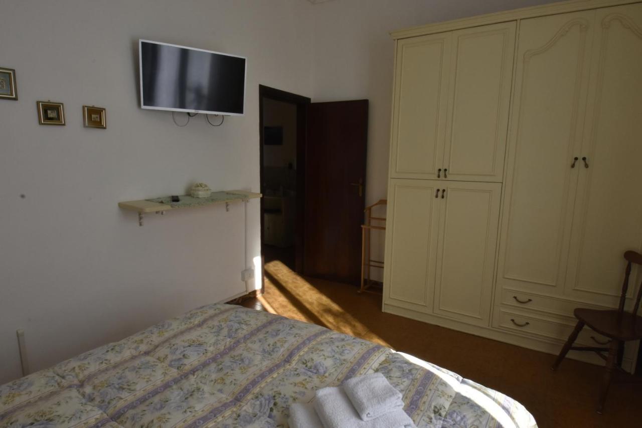 La Casa Di Nonno Apartment Iglesias Bagian luar foto