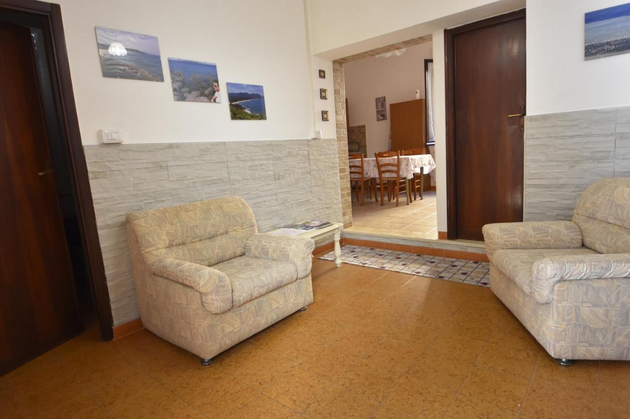 La Casa Di Nonno Apartment Iglesias Bagian luar foto